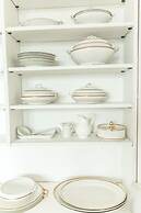 Spacious 1BR Period Apartment Hampstead