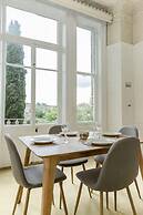 Spacious 1BR Period Apartment Hampstead