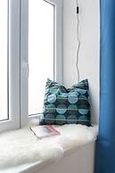 Cozy new stylish 15 min to the center