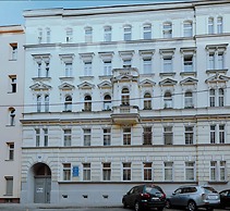 Modern City Apartment Near Central Park