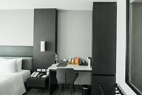 SureStay Hotel by Best Western Vientiane