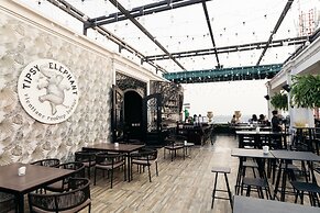 SureStay Hotel by Best Western Vientiane