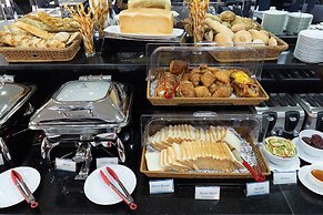 SureStay Hotel by Best Western Vientiane