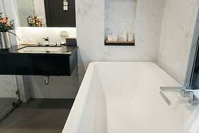 SureStay Hotel by Best Western Vientiane