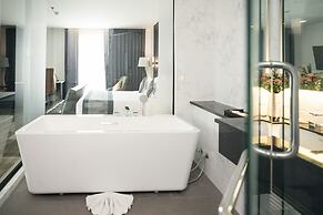 SureStay Hotel by Best Western Vientiane