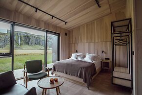 Seljalandsfoss Horizons