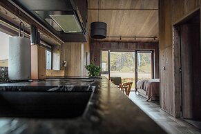 Seljalandsfoss Horizons