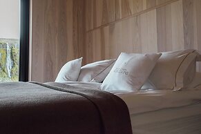 Seljalandsfoss Horizons