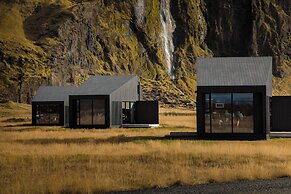 Seljalandsfoss Horizons