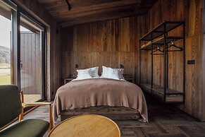 Seljalandsfoss Horizons