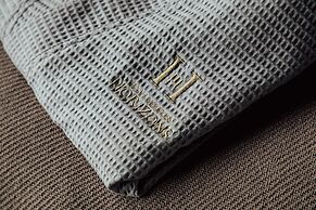 Seljalandsfoss Horizons