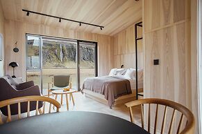 Seljalandsfoss Horizons