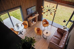 Seljalandsfoss Horizons