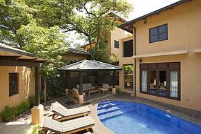 Jet Luxury at Langosta BeachResortVillas