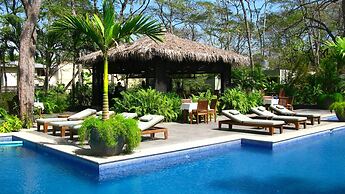 Jet Luxury at Langosta BeachResortVillas