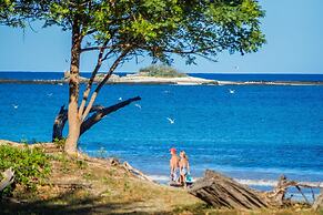 Jet Luxury at Langosta BeachResortVillas