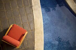 Jet Luxury at Langosta BeachResortVillas