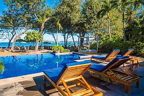 Jet Luxury at Langosta BeachResortVillas