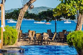 Jet Luxury at Langosta BeachResortVillas