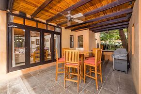 Jet Luxury at Langosta BeachResortVillas