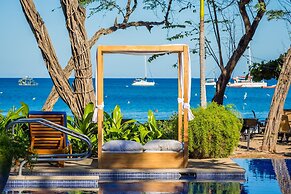 Jet Luxury at Langosta BeachResortVillas