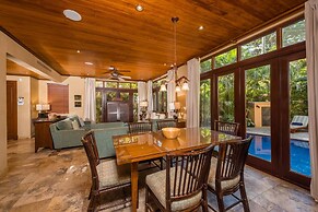 Jet Luxury at Langosta BeachResortVillas