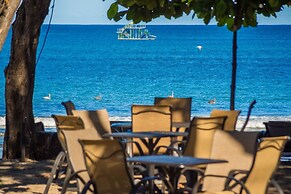 Jet Luxury at Langosta BeachResortVillas