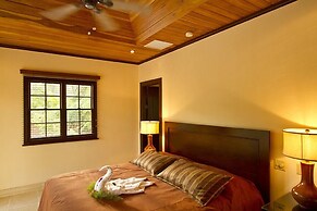 Jet Luxury at Langosta BeachResortVillas