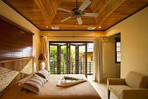Jet Luxury at Langosta BeachResortVillas