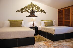 Santo Refugio Heritage Hotel