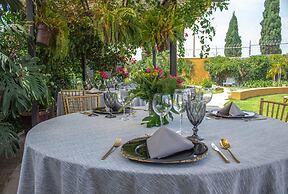 Santo Refugio Heritage Hotel