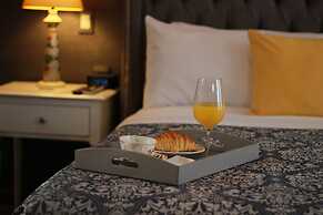 Santo Refugio Heritage Hotel