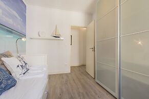 Cozy Seaview Apartment