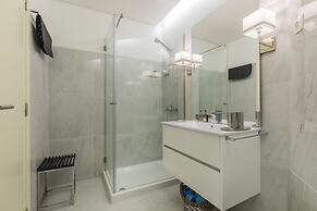 Cozy Seaview Apartment