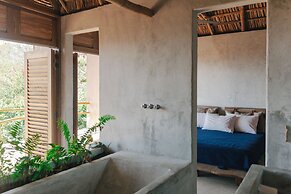 Monte Uzulu Boutique Hotel