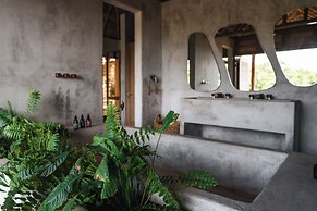 Monte Uzulu Boutique Hotel