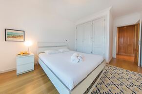 Family Wonder Two Bedroom Garage