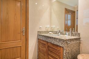 Family Wonder Two Bedroom Garage