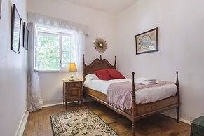 Rustic Seaview Apartment in Cascais