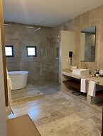 Xaha Villas Suites & Golf Resort