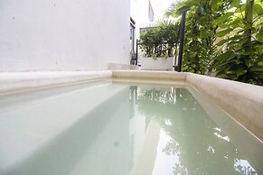 Xaha Villas Suites & Golf Resort