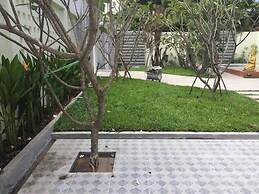 Moonlight Inn Boutique