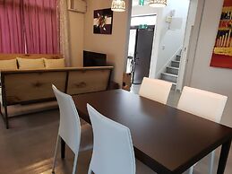 Resortstay in American village