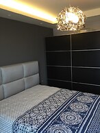 BO071 by Villaofsummer