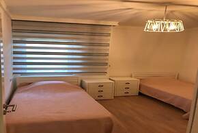 BO056 by Villaofsummer