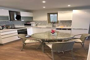 BO056 by Villaofsummer