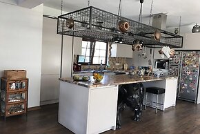 BO047 by Villaofsummer