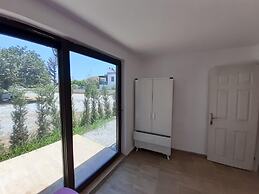 BO072 by Villaofsummer