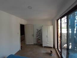 BO072 by Villaofsummer