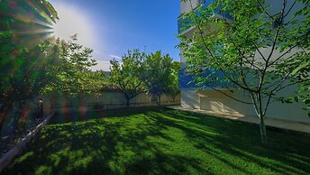 The Cotton House Hotel